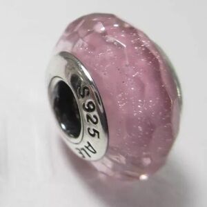 Preowned Pandora Pink Shimmer Facetted Glass Murano Bead. RTV $55.00